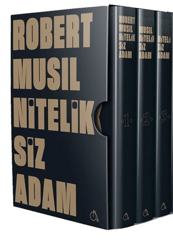 Niteliksiz Adam Seti - 4 Kitap Takım Kutulu