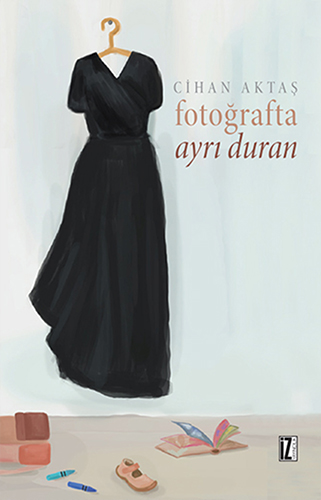 Fotoğrafta Ayrı Duran Fotoğrafta Ayrı Duran