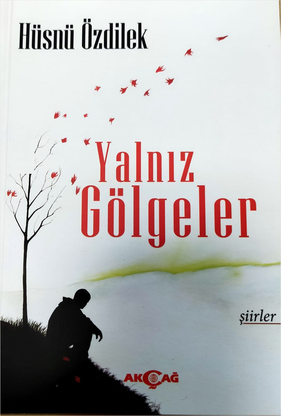 Yalnız Gölgeler
